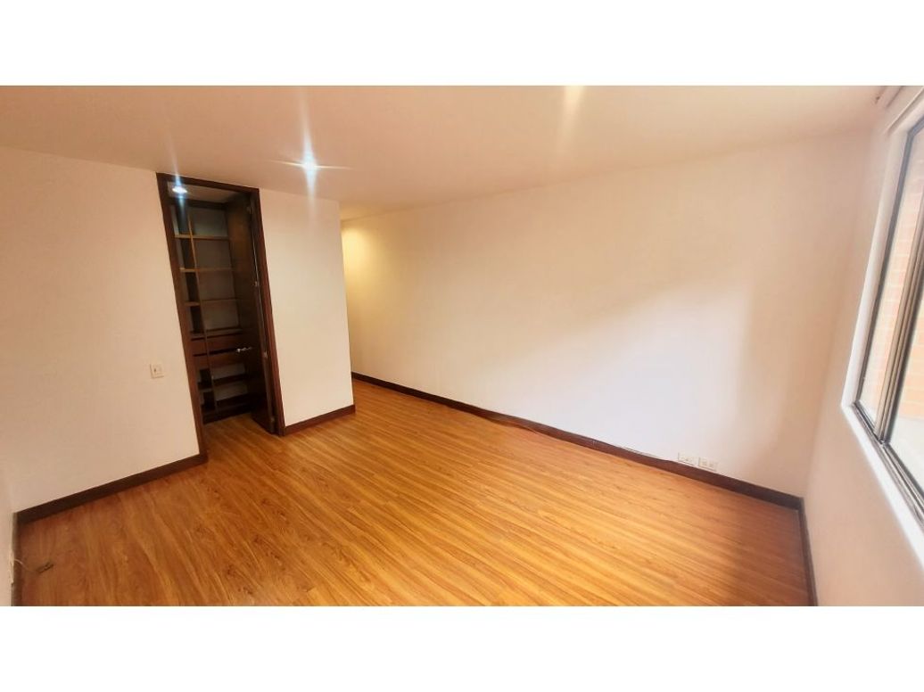 Apartamento de 3 alcobas en venta en Belmira, Bogotá, 147 m² · foto 9 de 20