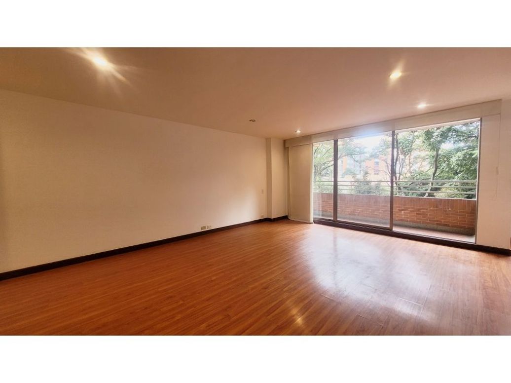 Apartamento de 3 alcobas en venta en Belmira, Bogotá, 147 m² · foto 13 de 20