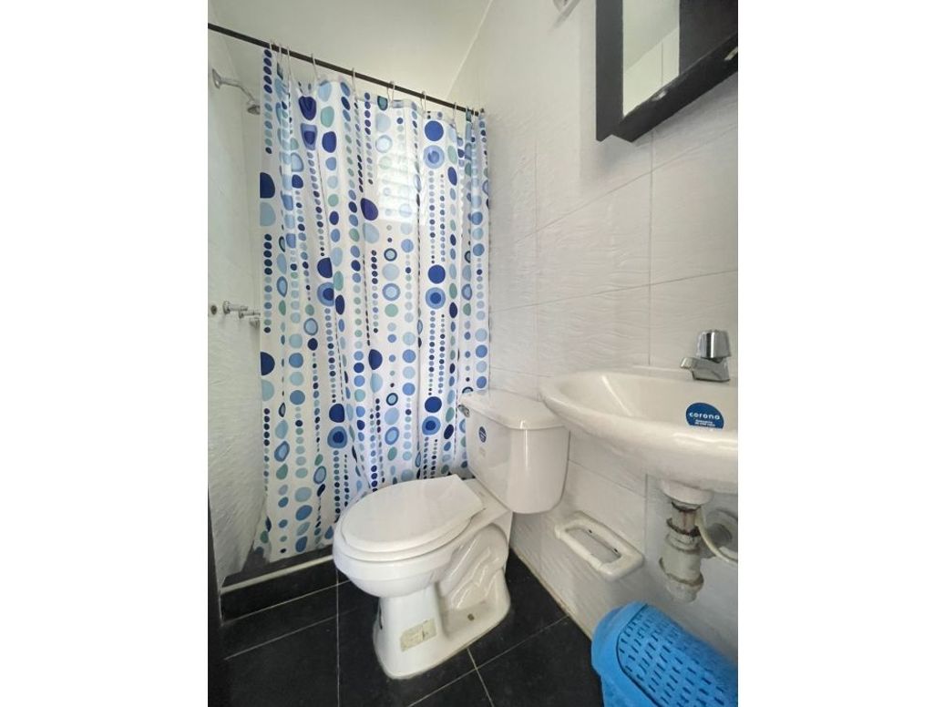 Apartamento en arriendo en Castilla, Bogotá · foto 3 de 13