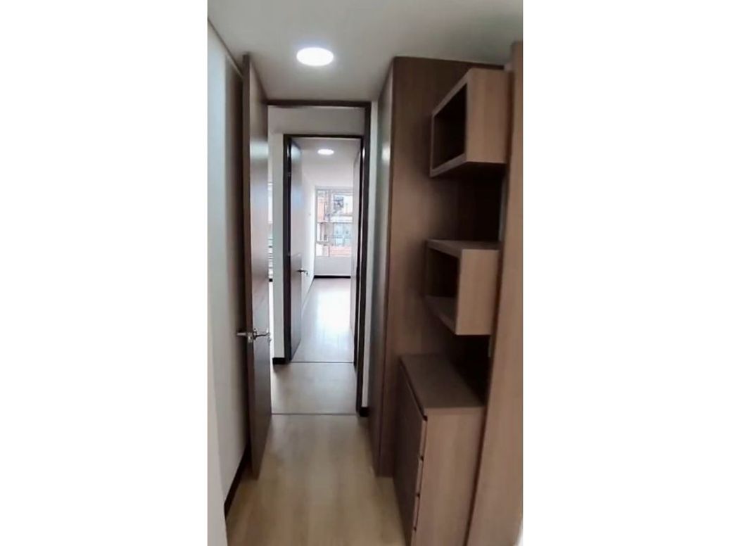Apartamento de 2 alcobas en venta en El Batán, Bogotá, 61 m² · foto 10 de 11