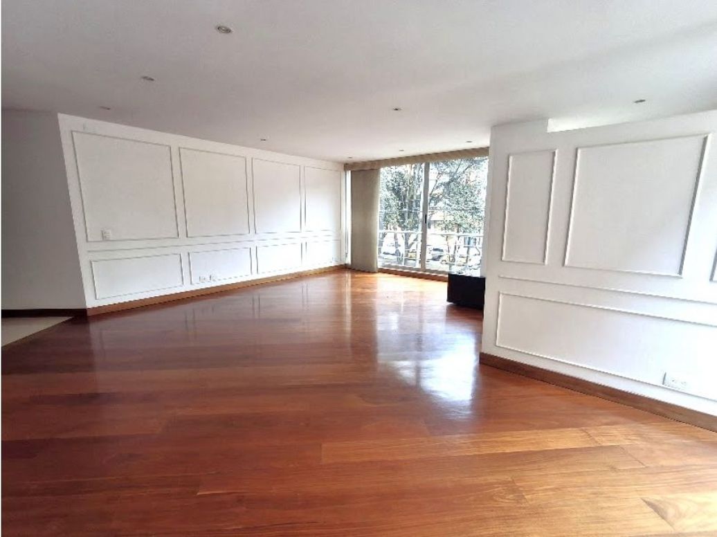 Apartamento de 3 alcobas en venta en Molinos Norte, Bogotá, 210 m² · foto 3 de 20