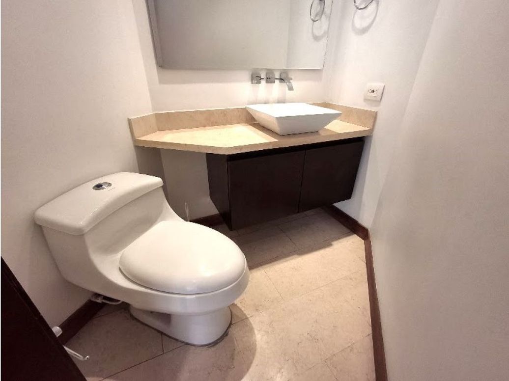 Apartamento de 3 alcobas en venta en Molinos Norte, Bogotá, 210 m² · foto 6 de 20