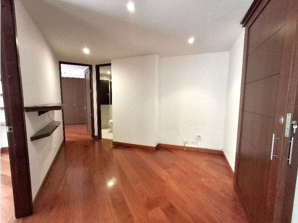 Apartamento de 3 alcobas en venta en Molinos Norte, Bogotá, 210 m² · foto 10 de 20