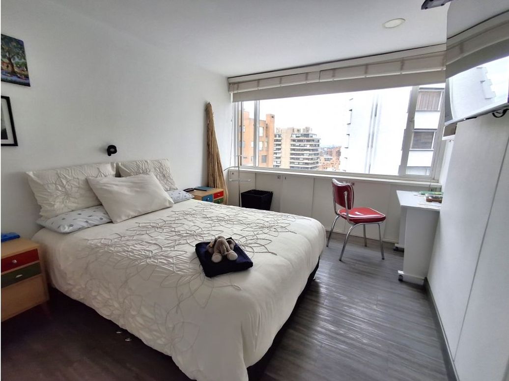 Apartamento de 2 alcobas en venta en Chico Norte Et. Ii, Bogotá, 81 m² · foto 10 de 20