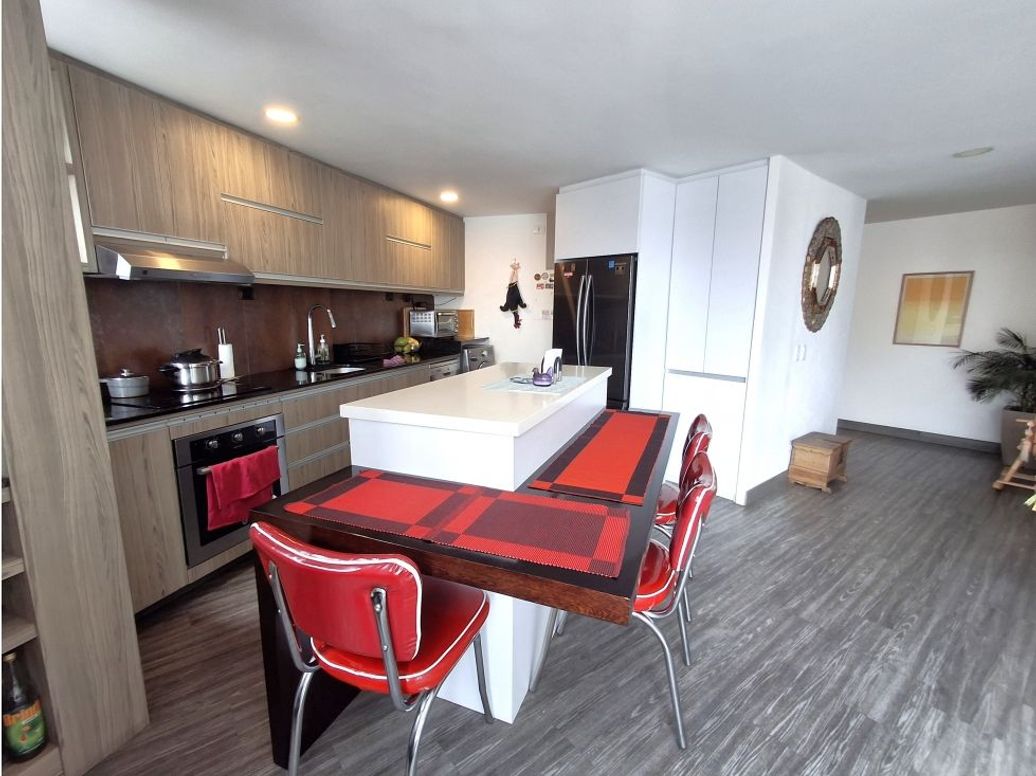 Apartamento de 2 alcobas en venta en Chico Norte Et. Ii, Bogotá, 81 m² · foto 6 de 20