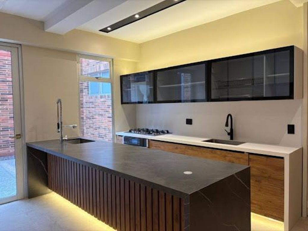 Apartamento de 2 alcobas en venta en Chico Oriental, Bogotá, 158 m² · foto 6 de 20