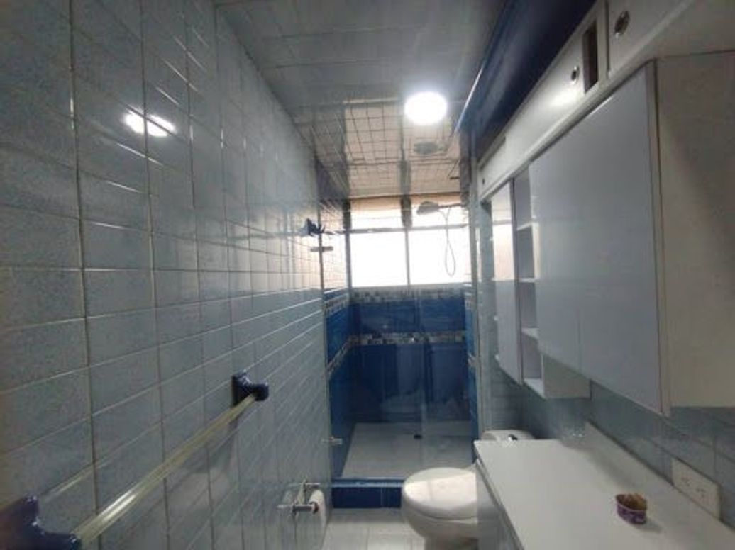 Apartamento de 2 alcobas en venta en Quinta Paredes, Bogotá, 68 m² · foto 14 de 19