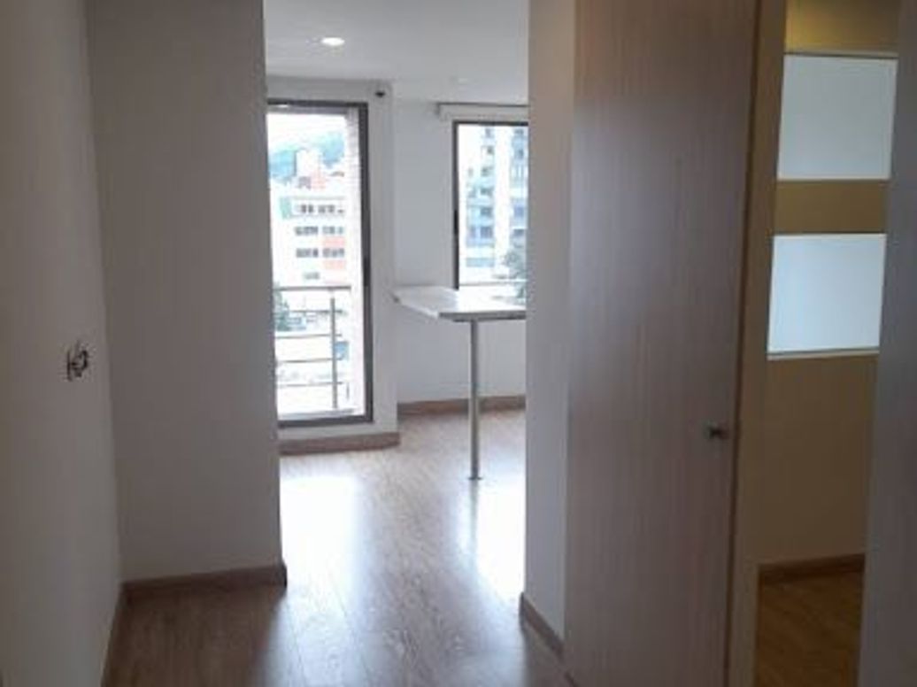 Apartamento de 1 alcoba en venta en Santa Barbara Oriental, Bogotá, 40 m² · foto 10 de 20