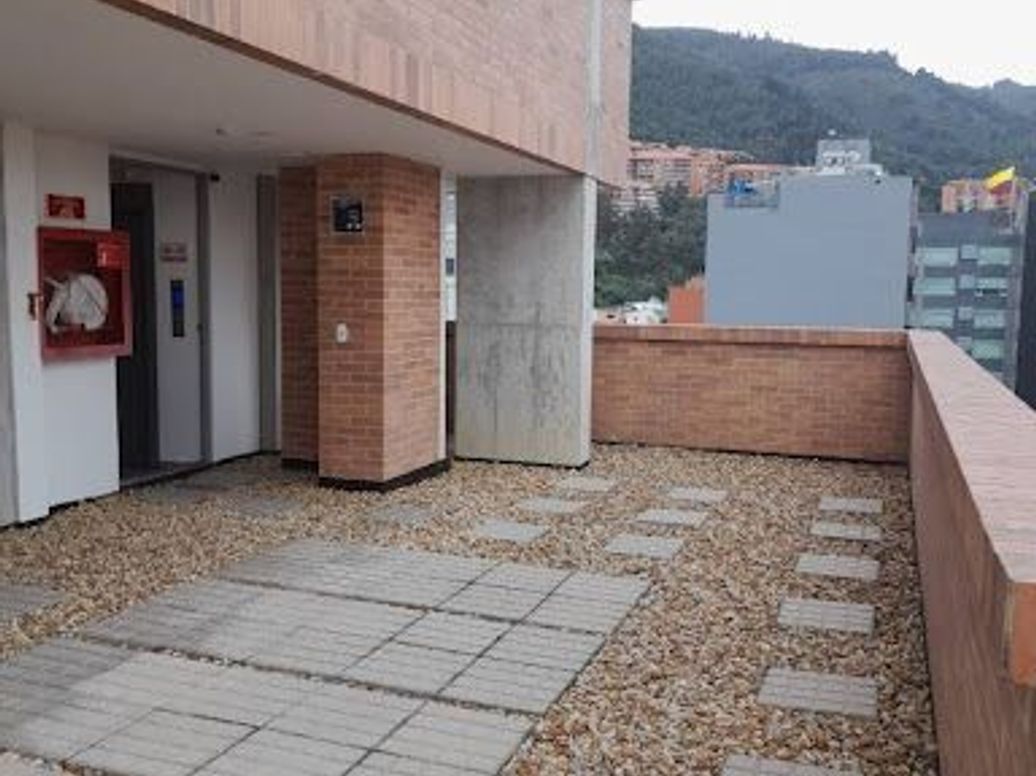 Apartamento de 1 alcoba en venta en Santa Barbara Oriental, Bogotá, 40 m² · foto 6 de 20