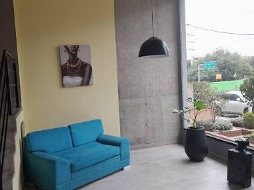 Apartamento de 1 alcoba en venta en Santa Barbara Oriental, Bogotá, 40 m² · foto 3 de 20
