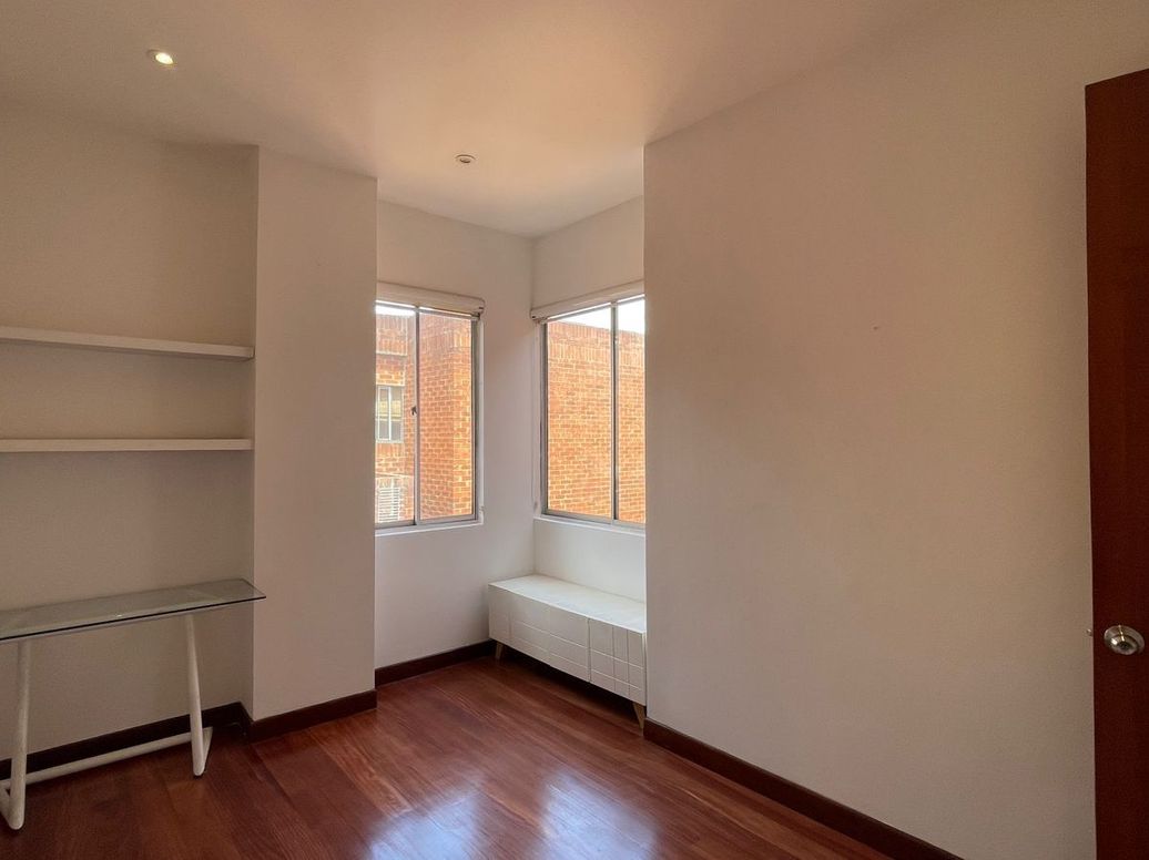 Apartamento de 4 alcobas en venta en La Esperanza, Bogotá, 133 m² · foto 4 de 20