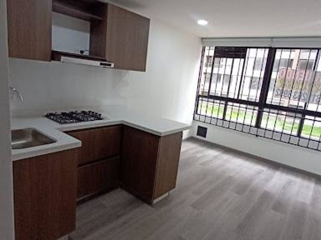 Apartamento en arriendo en San José De Bavaria, Bogotá · foto 13 de 18