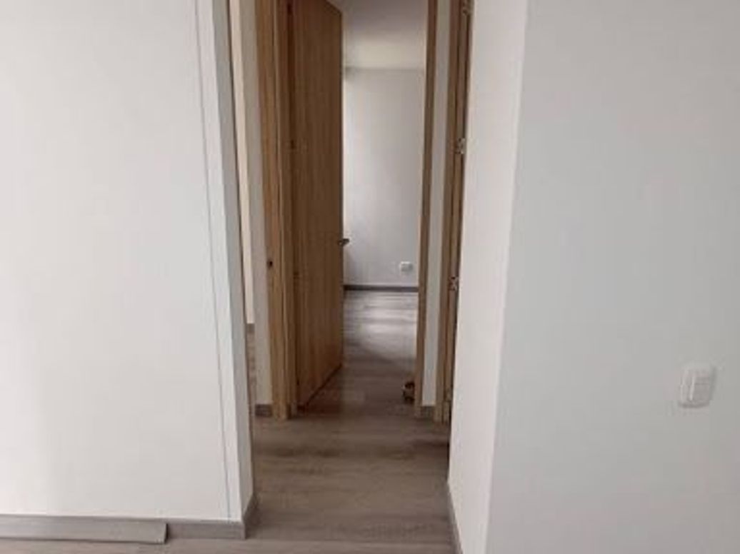 Apartamento en arriendo en San José De Bavaria, Bogotá · foto 10 de 18