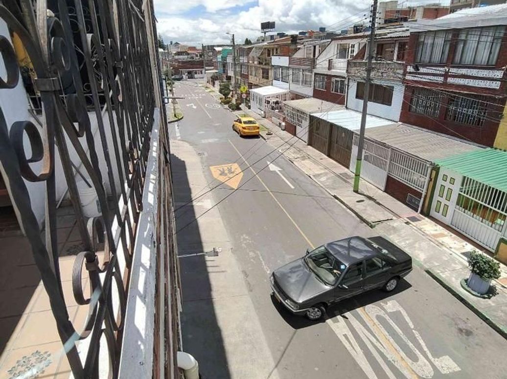 Casa de 3 alcobas en venta en Santa Helenita, Bogotá, 396 m² · foto 16 de 19