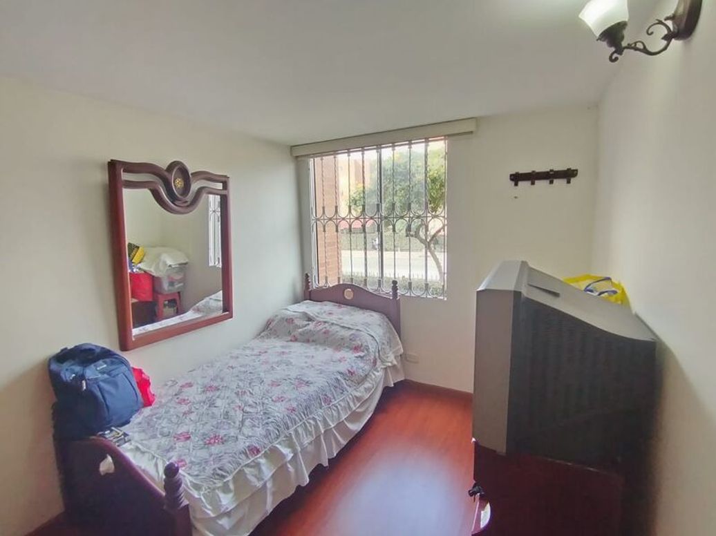 Apartamento de 3 alcobas en venta en Ub. Castilla Real, Bogotá, 62 m² · foto 12 de 20