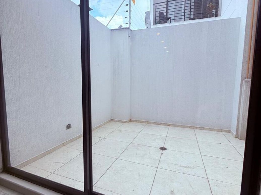 Apartaestudio en venta en Niza Norte, Bogotá, 59 m² · foto 8 de 18