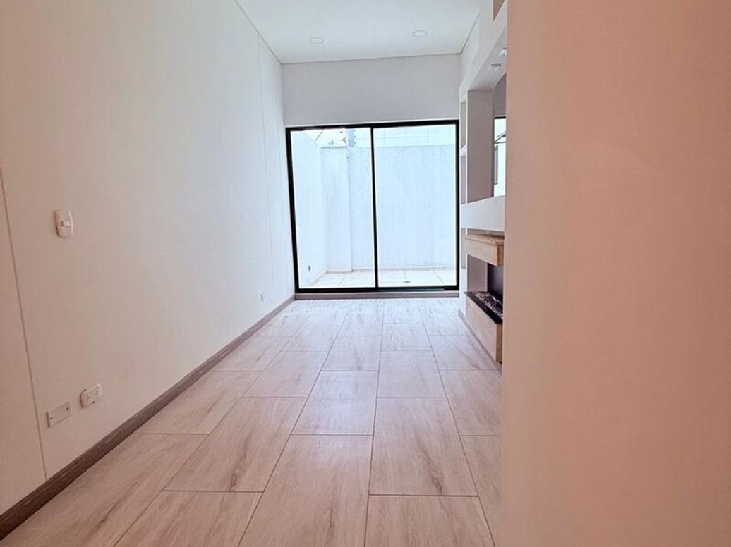 Apartaestudio en venta en Niza Norte, Bogotá, 59 m² · foto 2 de 18
