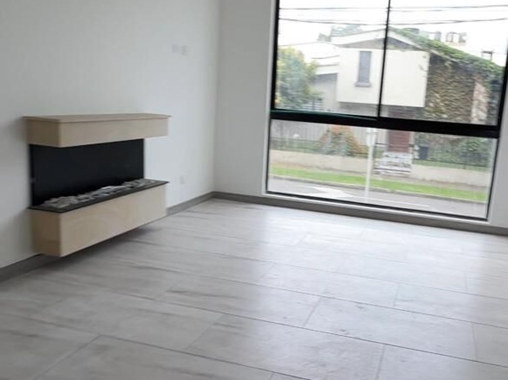Apartamento de 3 alcobas en venta en Niza Norte, Bogotá, 99 m² · foto 3 de 15