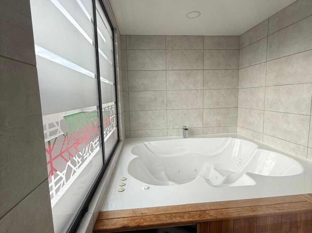 Apartamento de 3 alcobas en venta en Niza Norte, Bogotá, 99 m² · foto 14 de 15