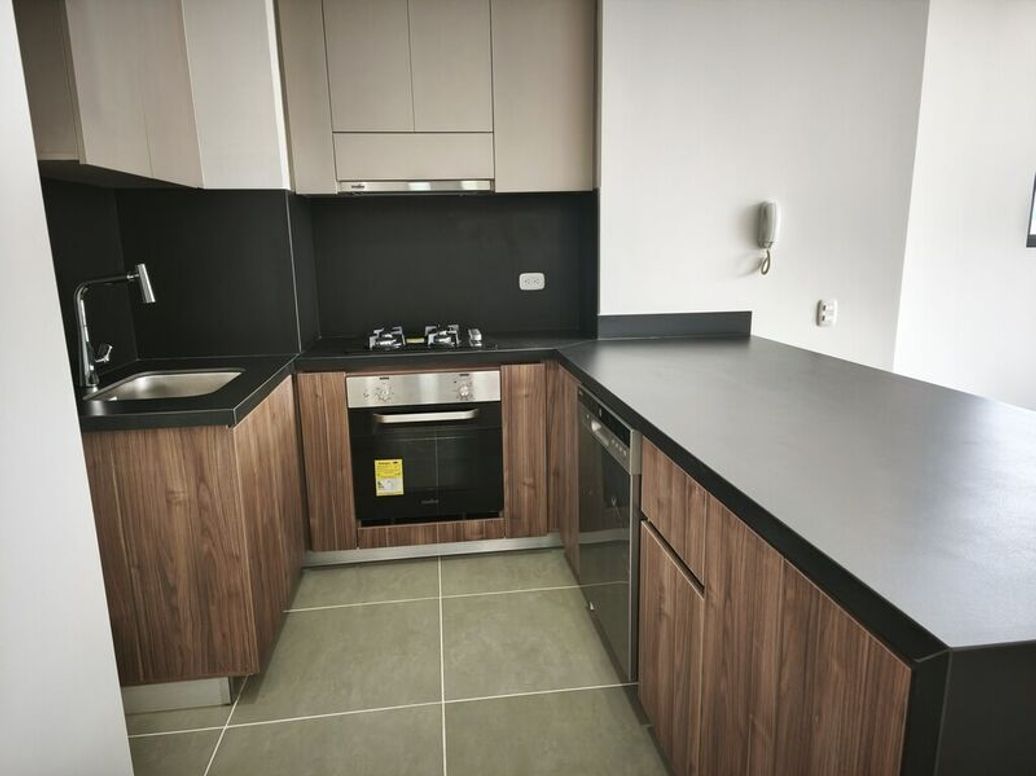 Apartamento de 3 alcobas en venta en San Jose De Usaquen, Bogotá, 91 m² · foto 2 de 20