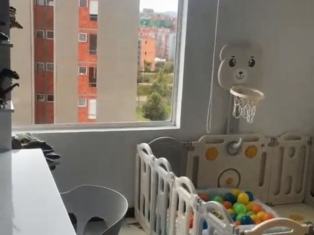 Apartamento de 3 alcobas en venta en La Felicidad, Bogotá, 125 m² · foto 15 de 18
