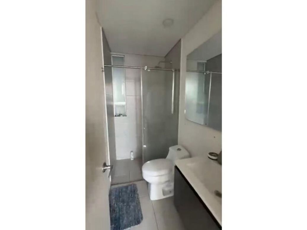 Apartamento de 3 alcobas en venta en Ricaurte, Bogotá, 79 m² · foto 9 de 20