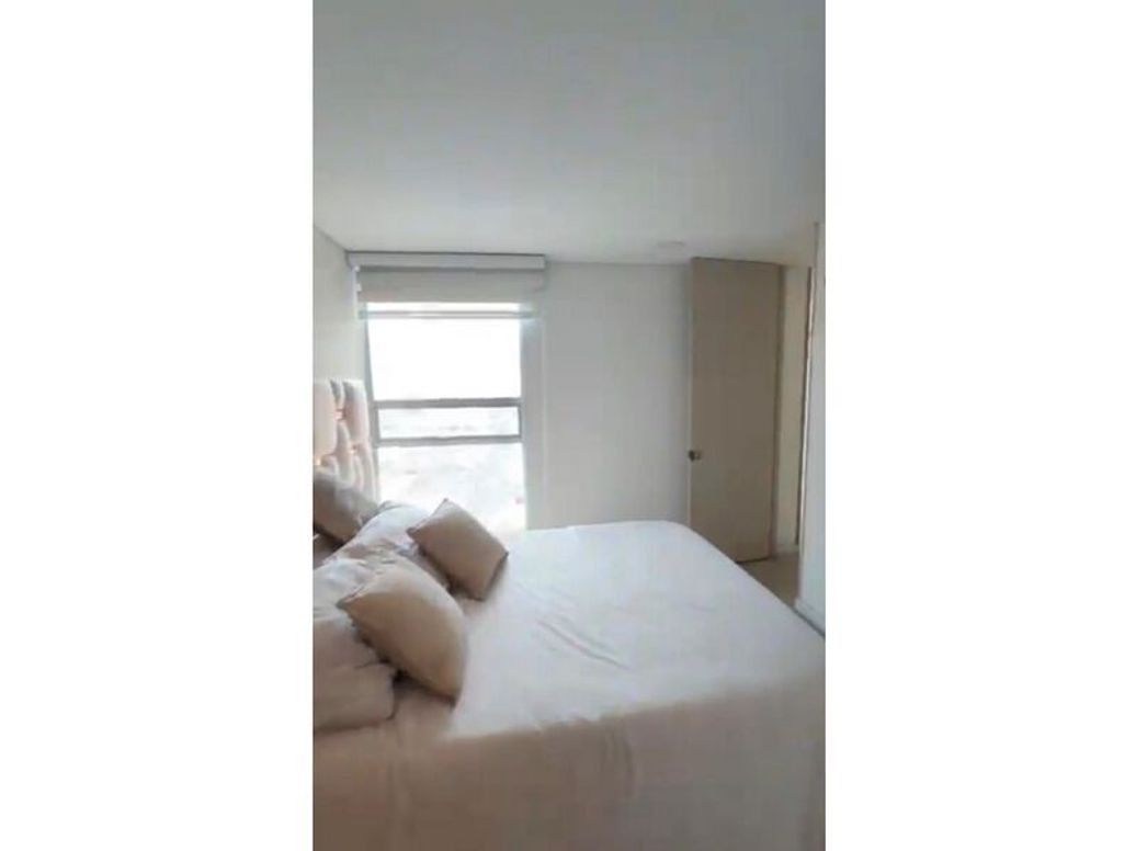 Apartamento de 3 alcobas en venta en Ricaurte, Bogotá, 79 m² · foto 7 de 20