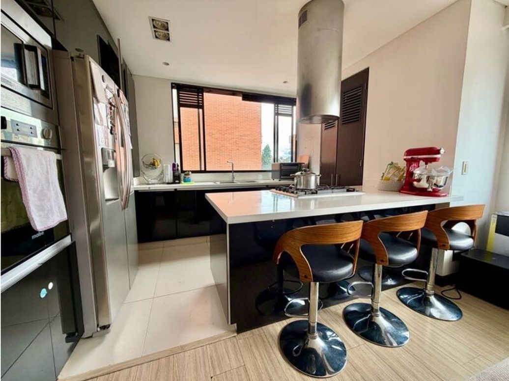 Apartamento de 3 alcobas en venta en Cr. El Bosque, Bogotá, 136 m² · foto 17 de 20