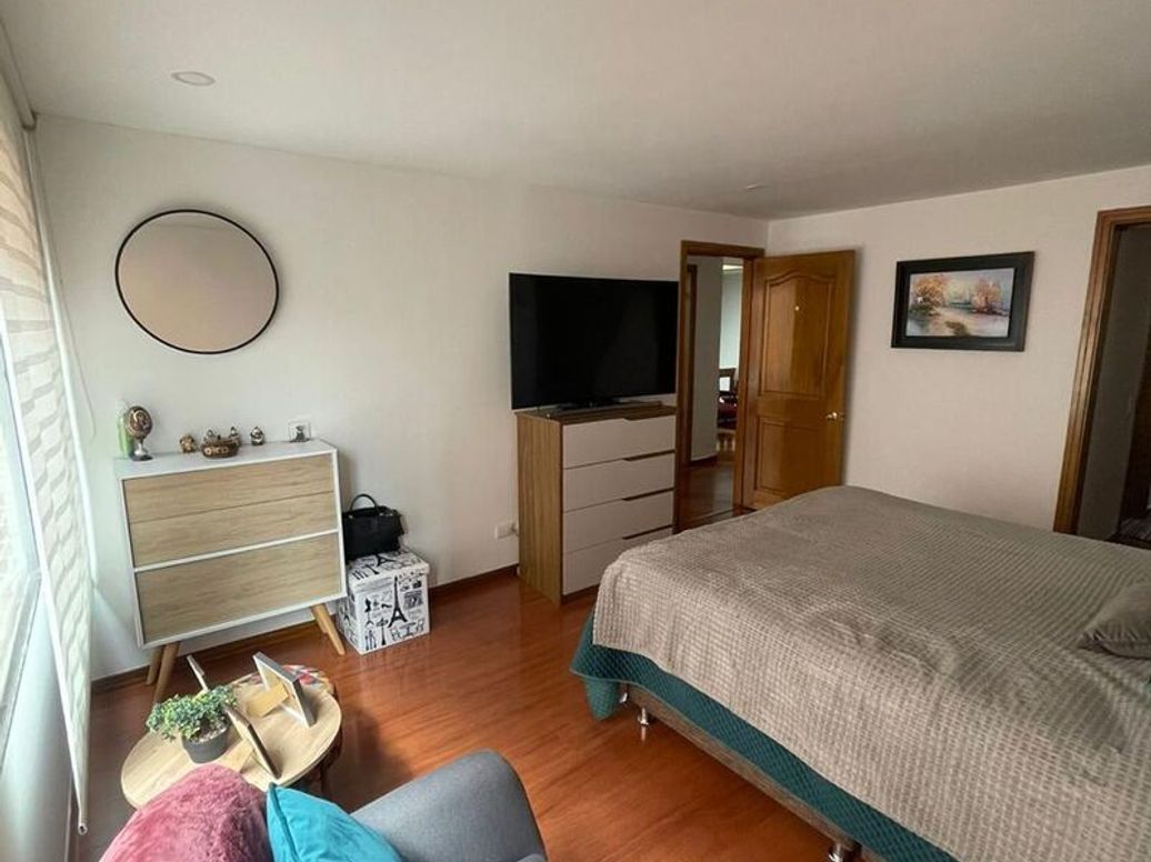 Apartamento de 3 alcobas en venta en San Patricio, Bogotá, 170 m² · foto 8 de 11
