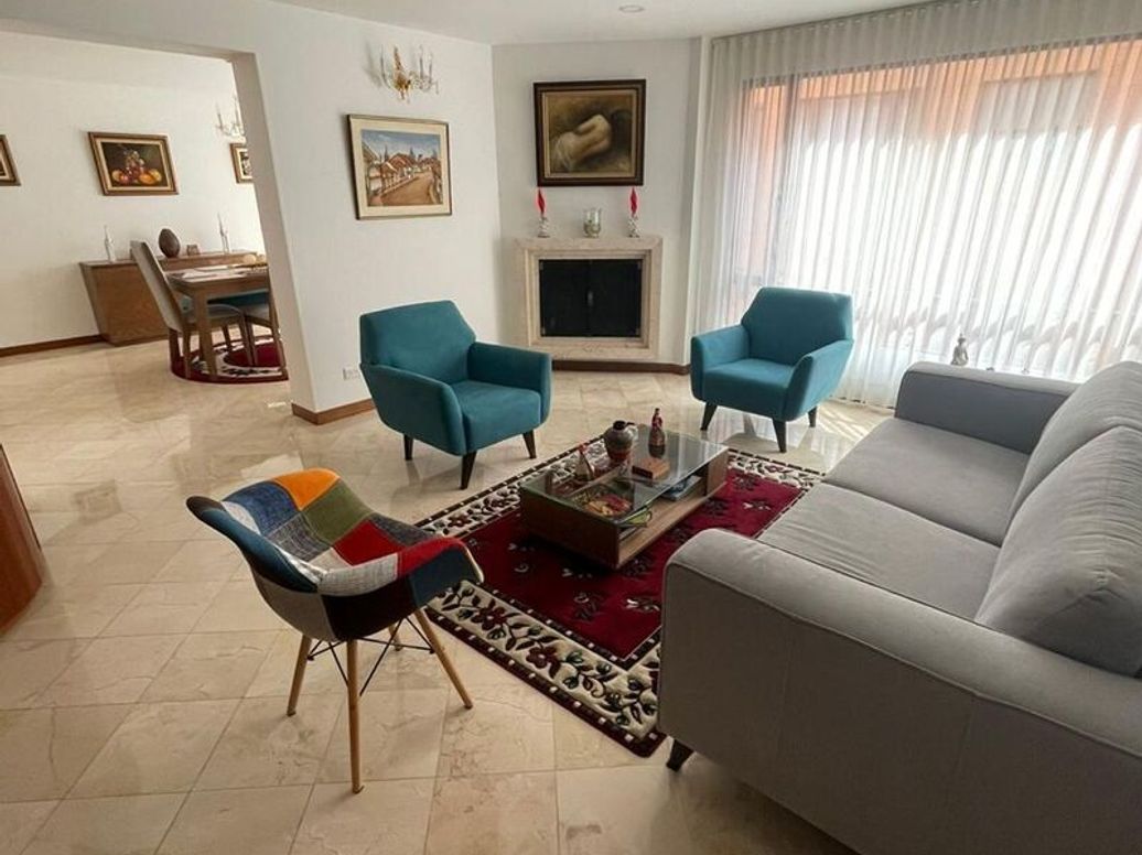 Apartamento de 3 alcobas en venta en San Patricio, Bogotá, 170 m² · foto 3 de 11