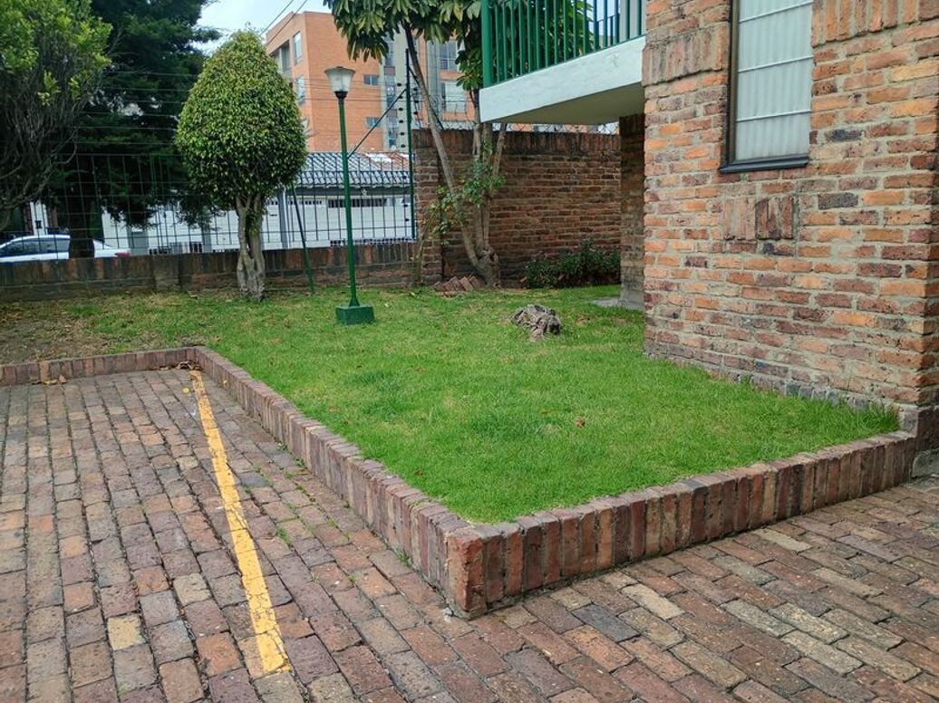 Casa de 3 alcobas en venta en El Contador, Bogotá, 180 m² · foto 3 de 20