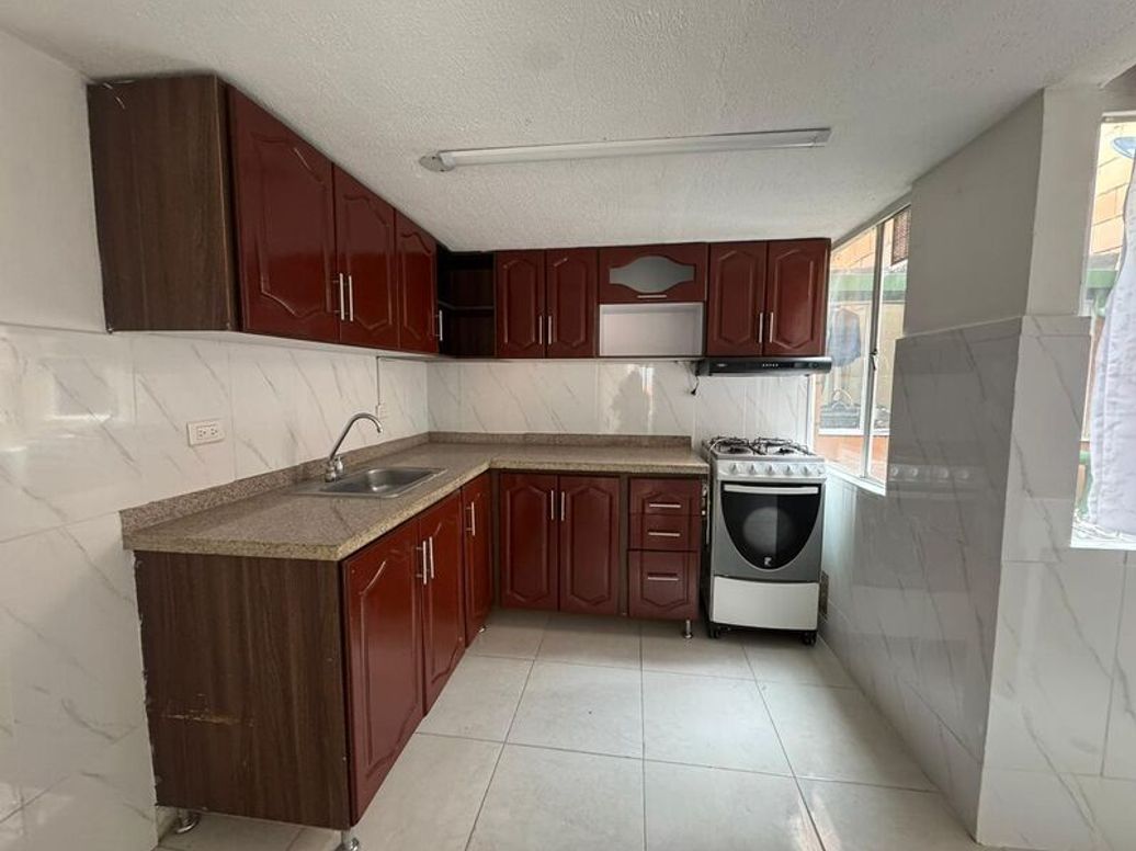 Casa de 3 alcobas en venta en Suba, Bogotá, 103 m² · foto 2 de 12