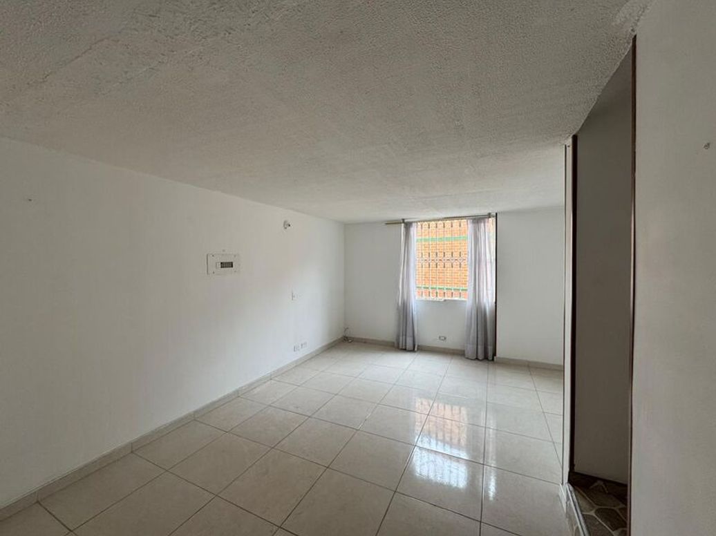 Casa de 3 alcobas en venta en Suba, Bogotá, 103 m² · foto 3 de 12