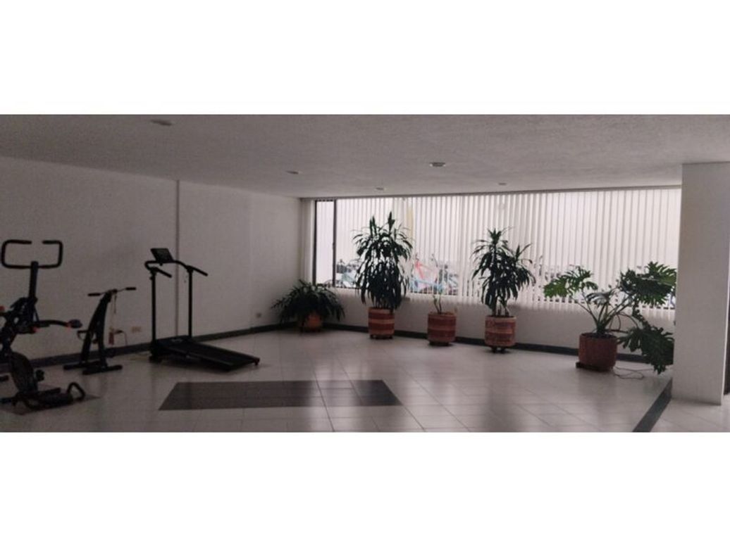 Apartamento de 3 alcobas en venta en Mochuelo Norte, Bogotá, 207 m² · foto 2 de 18
