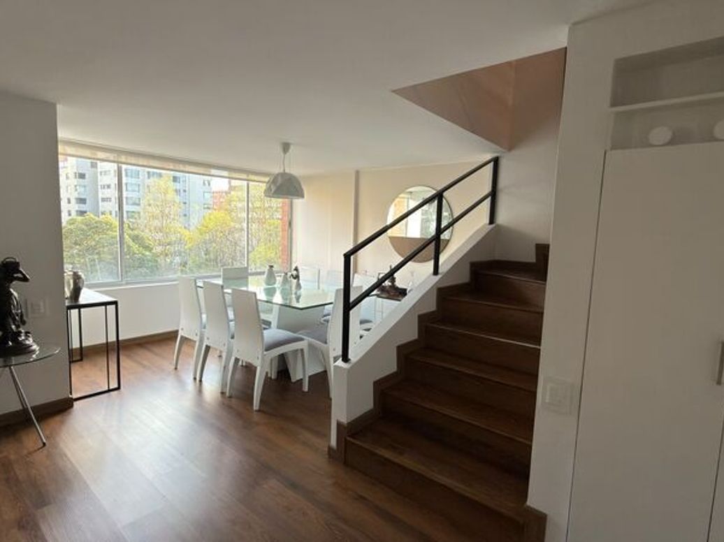 Apartamento de 4 alcobas en arriendo en El Nogal, Bogotá, 160 m² · foto 3 de 5