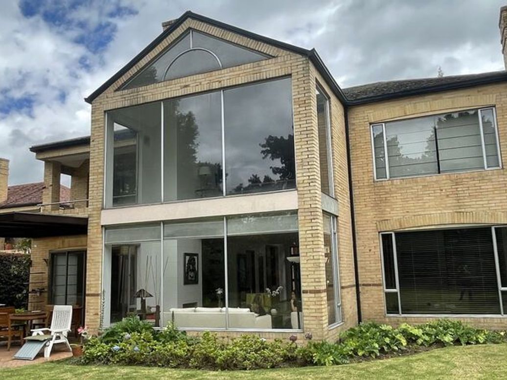 Casa de 4 alcobas en venta en Casa Blanca, Bogotá, 435 m² · foto 2 de 20