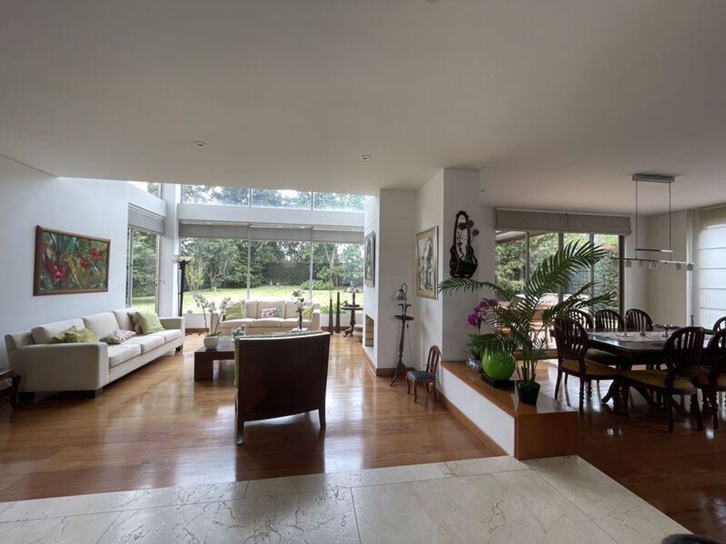 Casa de 4 alcobas en venta en Casa Blanca, Bogotá, 435 m² · foto 10 de 20
