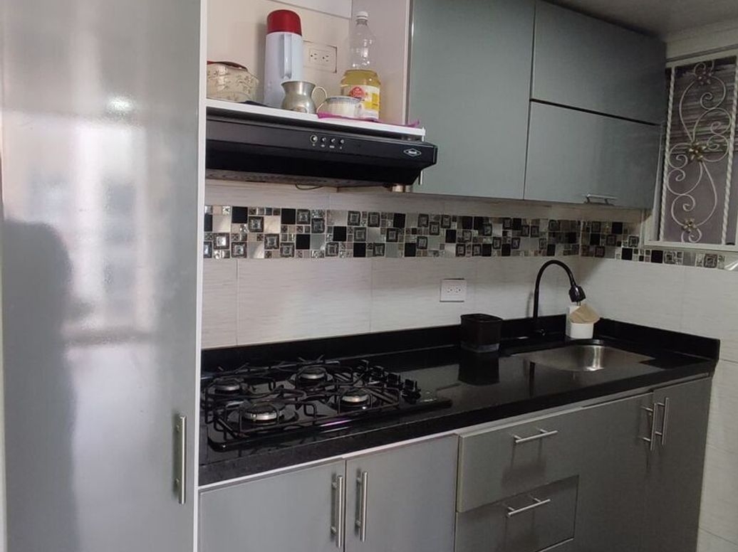 Apartamento de 2 alcobas en venta en Isla Del Sol, Bogotá, 41 m² · foto 4 de 9