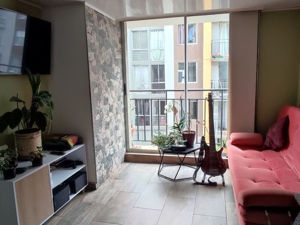 Apartamento de 2 alcobas en venta en Isla Del Sol, Bogotá, 41 m² · foto 2 de 9