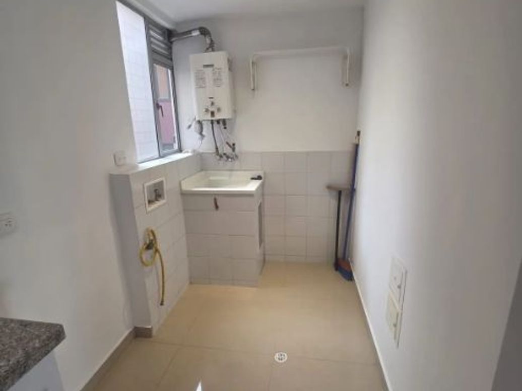 Apartaestudio en venta en Los Cedritos, Bogotá, 43 m² · foto 10 de 18