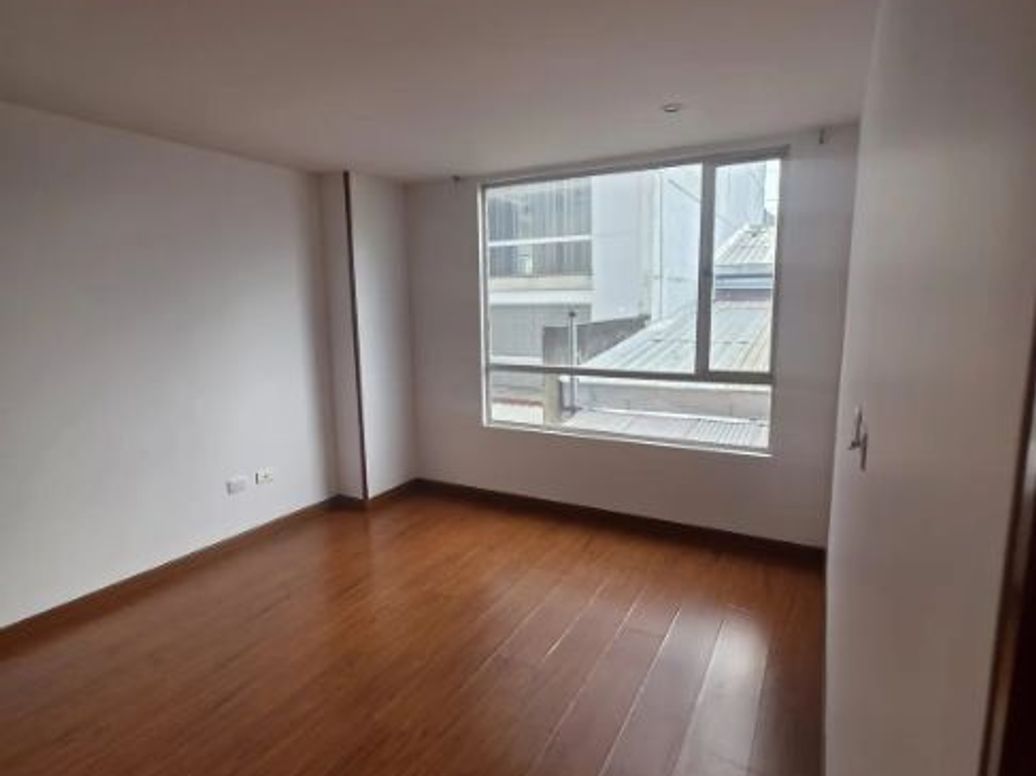 Apartaestudio en venta en Los Cedritos, Bogotá, 43 m² · foto 6 de 18