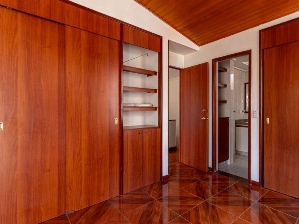 Casa de 3 alcobas en venta en Cr Versalles Real Et. Ii, Bogotá, 113 m² · foto 16 de 19