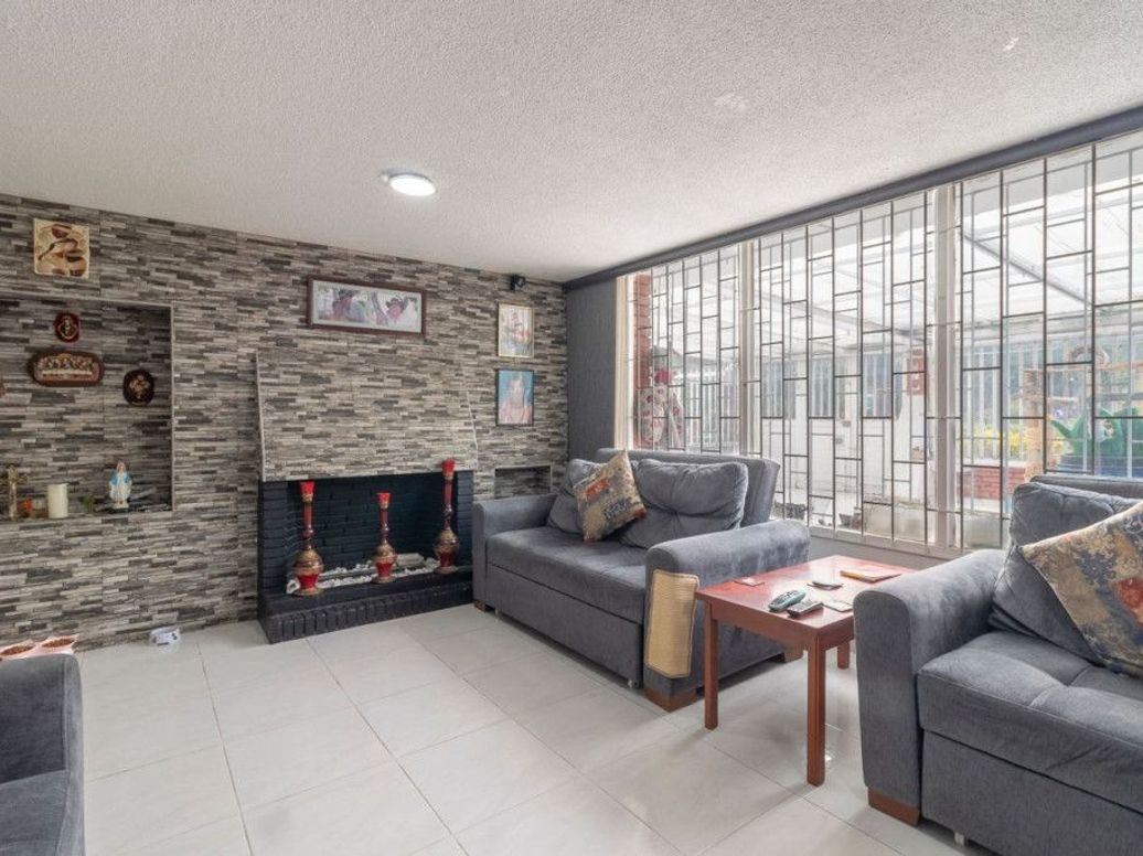 Casa de 5 alcobas en venta en La Patria, Bogotá, 186 m² · foto 4 de 20