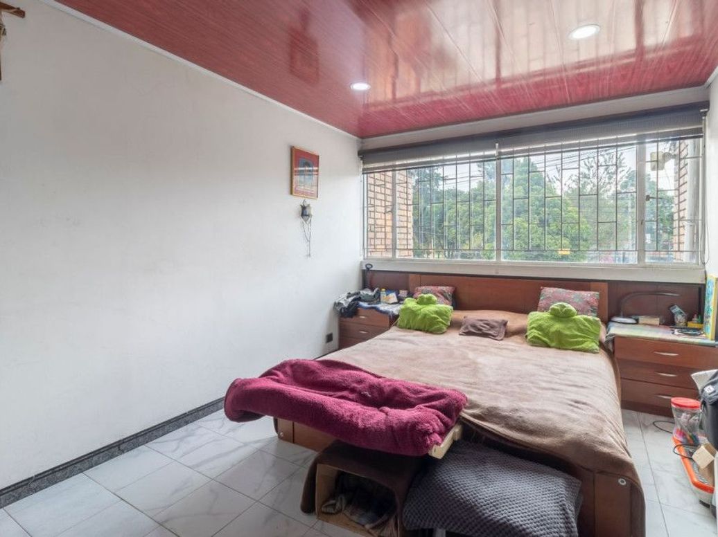 Casa de 5 alcobas en venta en La Patria, Bogotá, 186 m² · foto 11 de 20