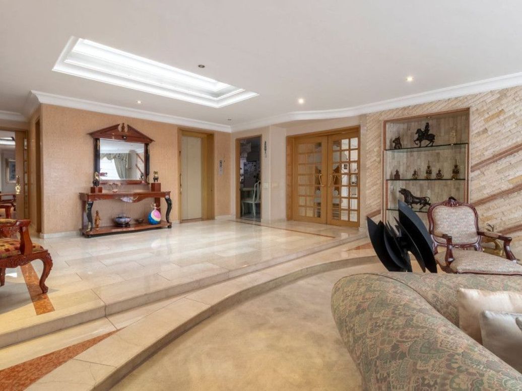 Apartamento de 4 alcobas en venta en La Carolina, Bogotá, 430 m² · foto 5 de 20