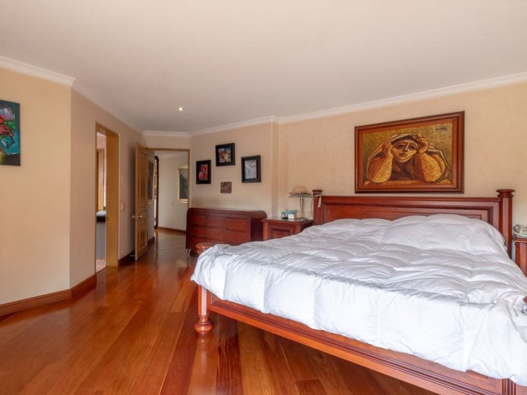 Apartamento de 4 alcobas en venta en La Carolina, Bogotá, 430 m² · foto 17 de 20
