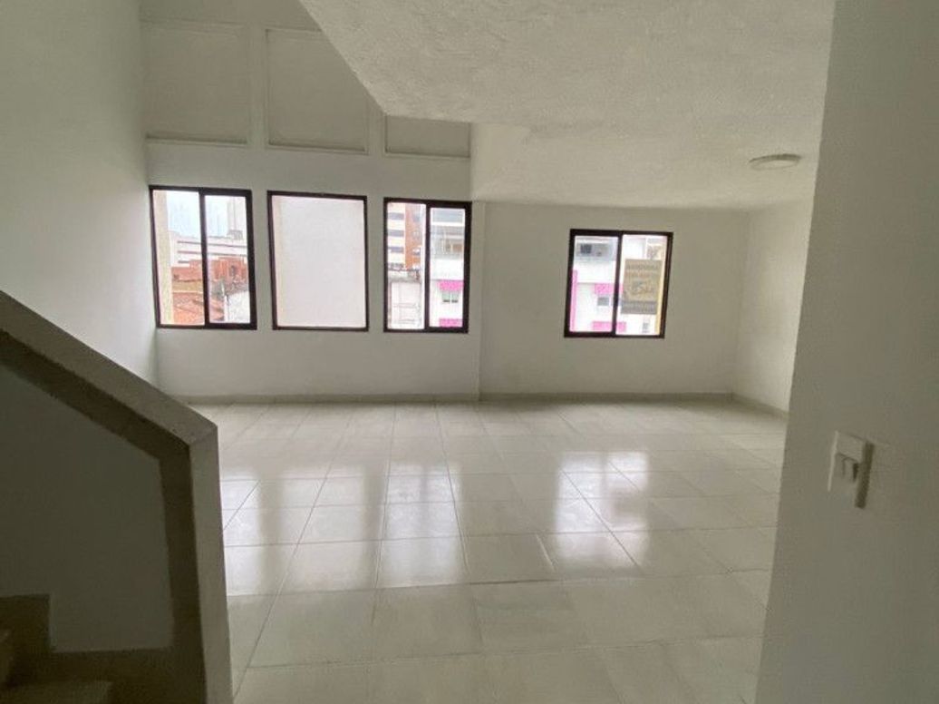 APARTAMENTO EN ARRIENDO en La Merced