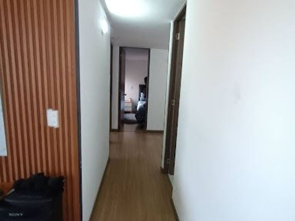 Apartamento de 3 alcobas en venta en Castilla, Bogotá, 78 m² · foto 10 de 20