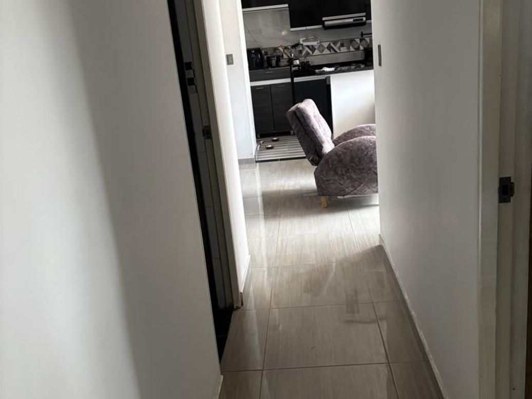 Apartamento de 3 alcobas en venta en Cedro Narvaez, Bogotá, 69 m² · foto 12 de 20