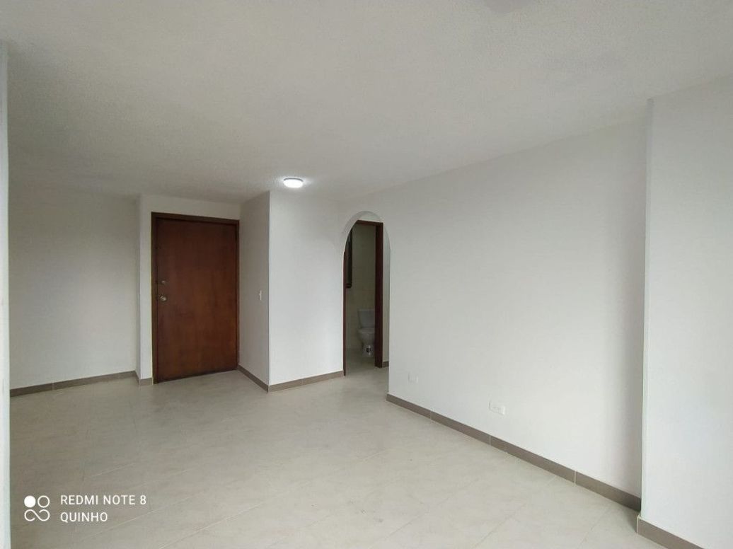 Apartamento de 3 alcobas en arriendo en Modelia Occidental, Bogotá, 68 m² · foto 4 de 20